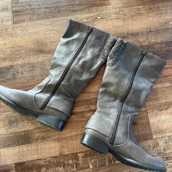 Lifestride Xandy Wide Calf Riding Boot Gray - Picture 10 of 13